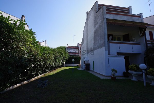 casa indipendente in vendita a Comacchio in zona Lido delle Nazioni