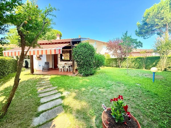 casa indipendente in vendita a Comacchio in zona Lido delle Nazioni