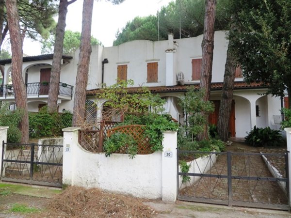 ufficio in vendita a Comacchio in zona Lido di Spina