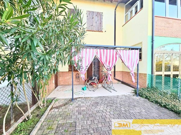 appartamento in vendita a Comacchio in zona Lido delle Nazioni