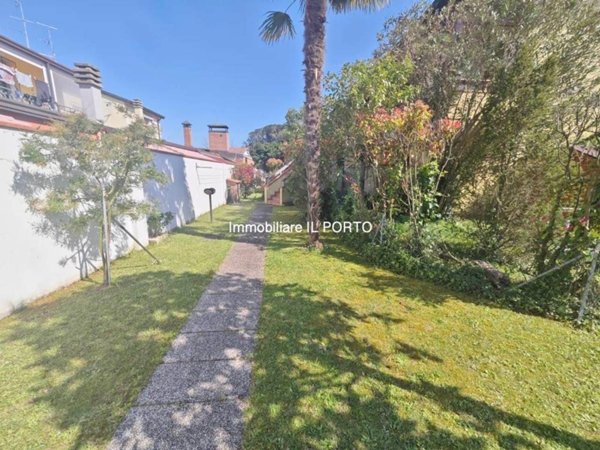 casa indipendente in vendita a Comacchio in zona Lido di Volano