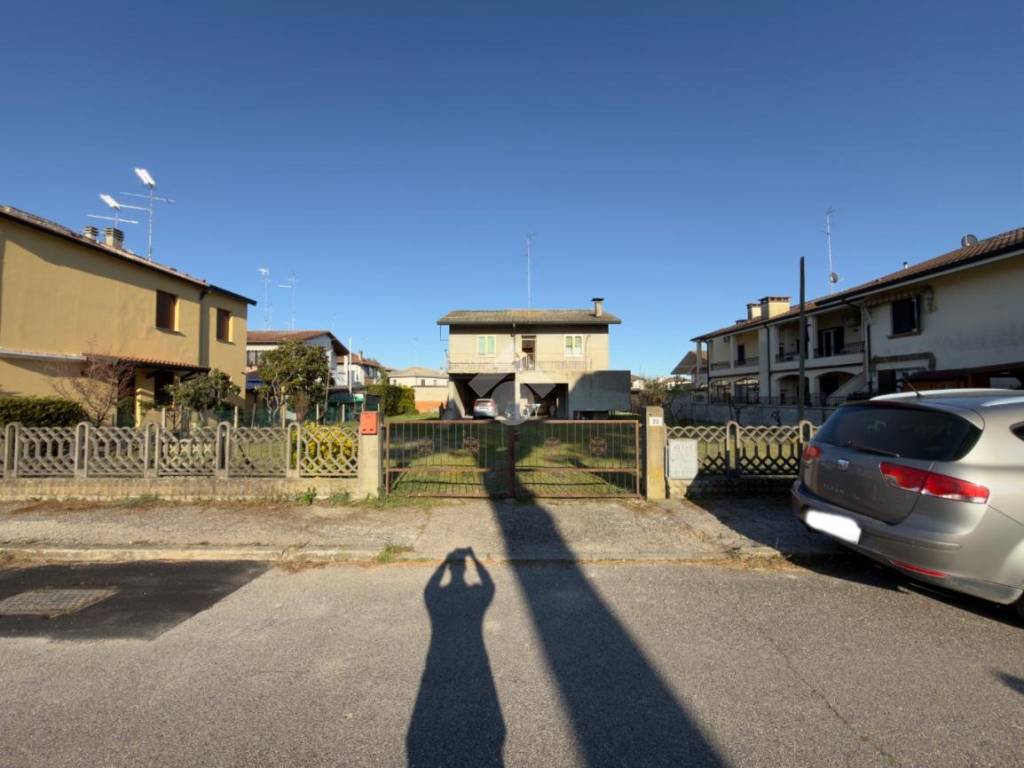 appartamento in vendita a Comacchio in zona Lido degli Estensi