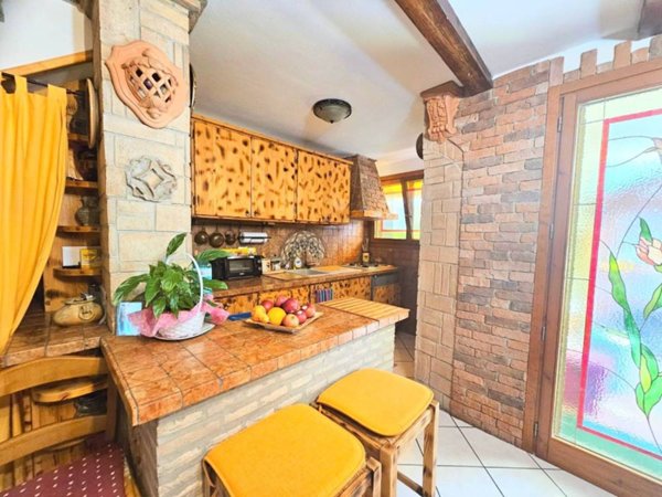 casa indipendente in vendita a Comacchio in zona Porto Garibaldi