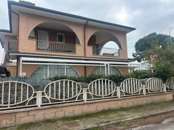 casa indipendente in vendita a Comacchio in zona Lido di Pomposa