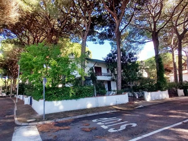 casa indipendente in vendita a Comacchio in zona Lido di Spina