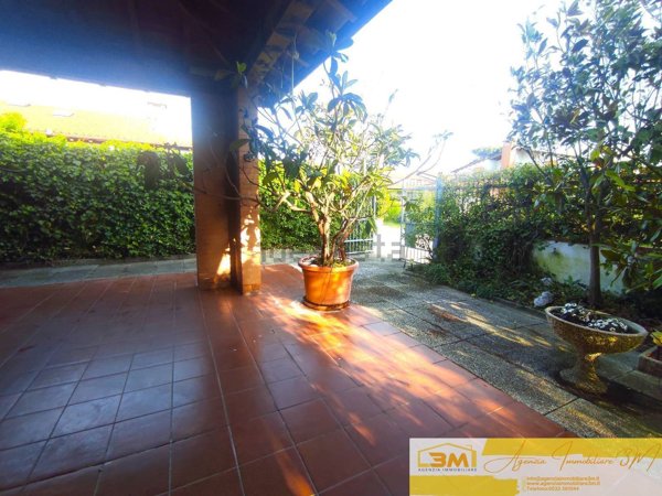 casa indipendente in vendita a Comacchio in zona Lido degli Scacchi