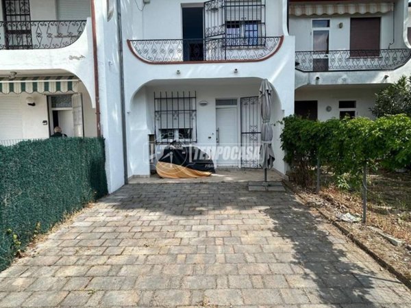 casa indipendente in vendita a Comacchio in zona Lido delle Nazioni