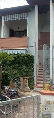 casa indipendente in vendita a Comacchio in zona Lido di Volano