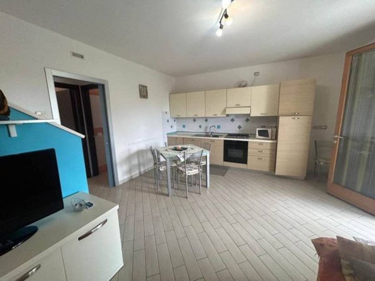 casa indipendente in vendita a Comacchio in zona Lido degli Estensi