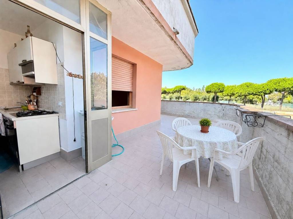 appartamento in vendita a Comacchio in zona Lido delle Nazioni