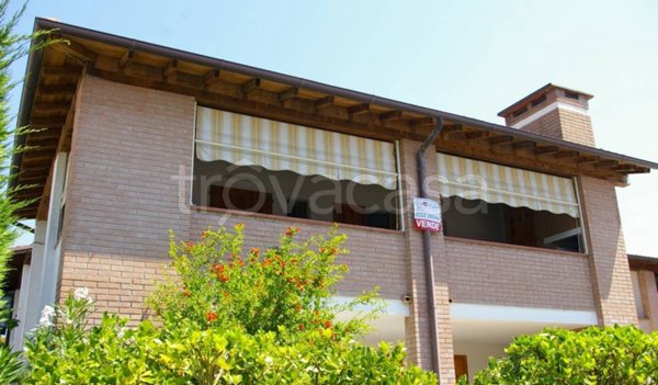 appartamento in vendita a Comacchio in zona Lido di Pomposa