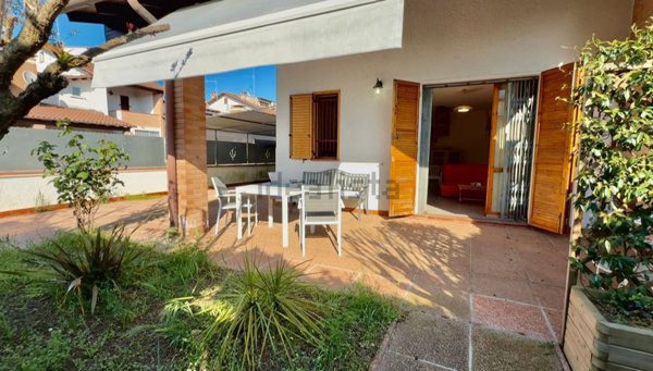 casa indipendente in vendita a Comacchio in zona Lido delle Nazioni