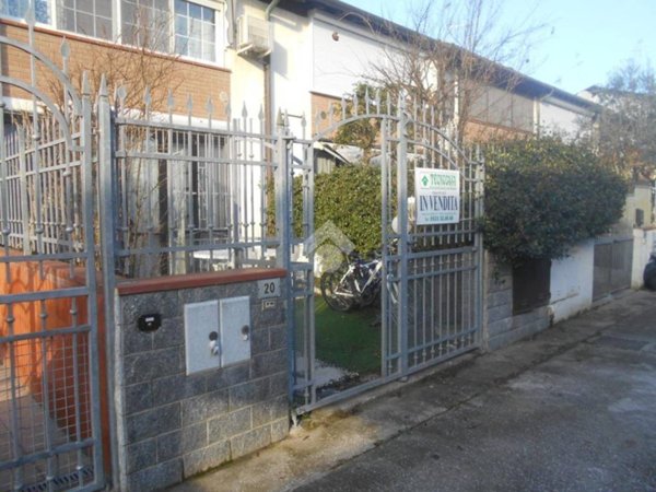 appartamento in vendita a Comacchio in zona Porto Garibaldi