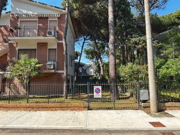 appartamento in vendita a Comacchio in zona Lido di Spina