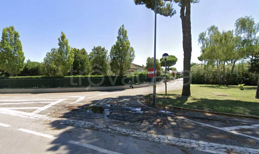 casa indipendente in vendita a Comacchio in zona Lido delle Nazioni