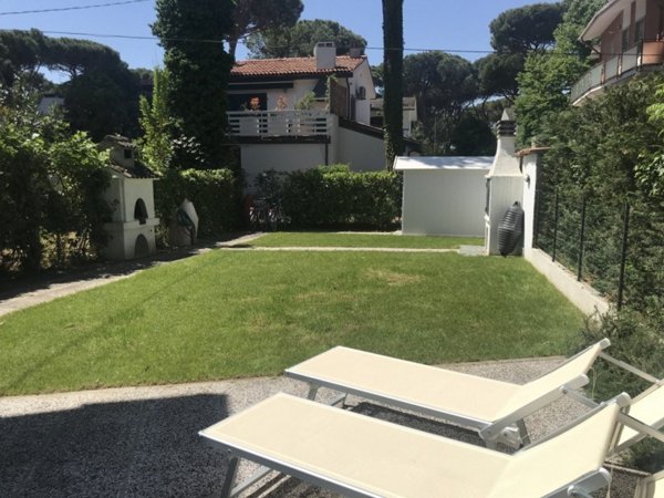 casa indipendente in vendita a Comacchio in zona Lido di Spina