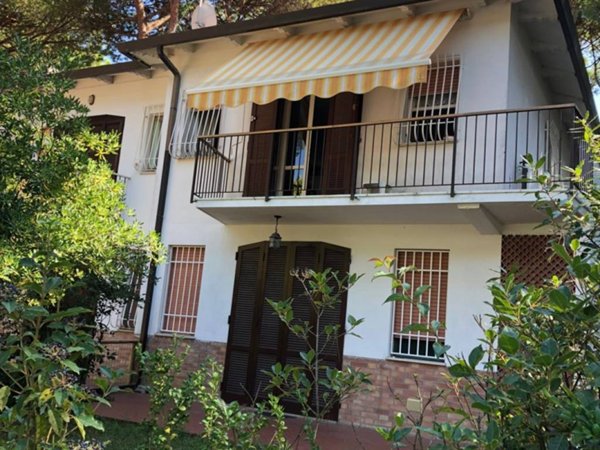 casa indipendente in vendita a Comacchio in zona Lido di Spina