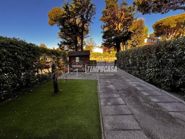 appartamento in vendita a Comacchio in zona Lido delle Nazioni