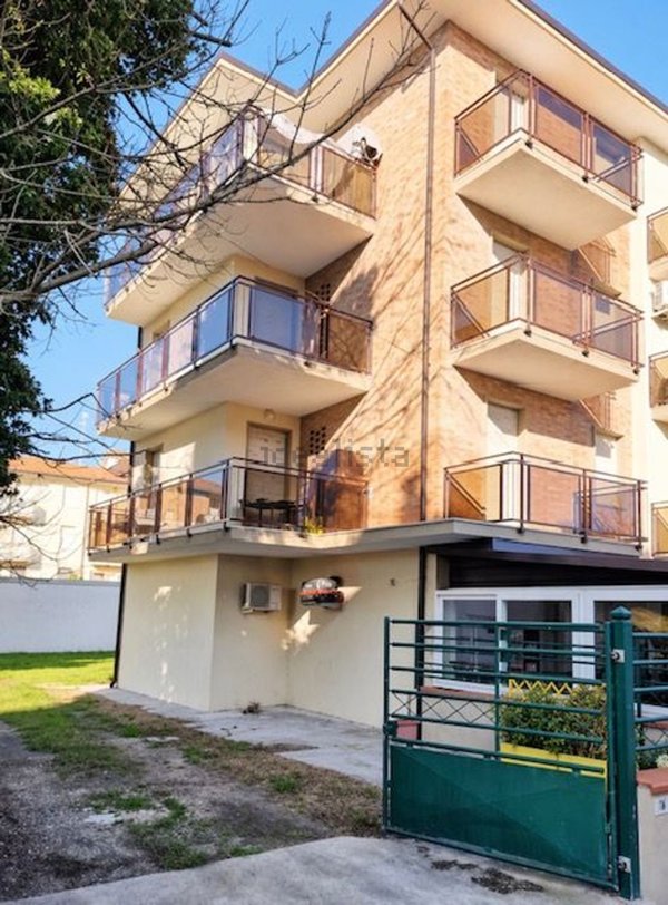 appartamento in vendita a Comacchio in zona Lido delle Nazioni