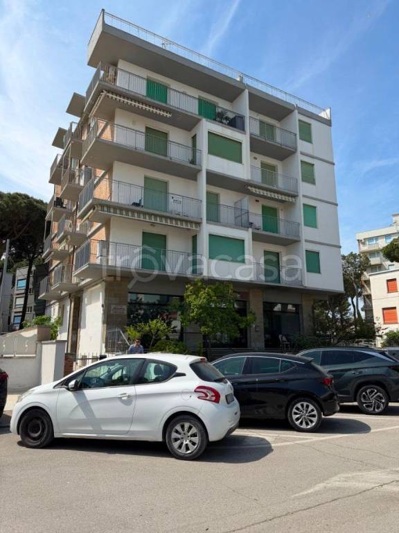 appartamento in vendita a Comacchio in zona Lido degli Estensi