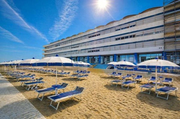 appartamento in vendita a Comacchio in zona Lido degli Scacchi