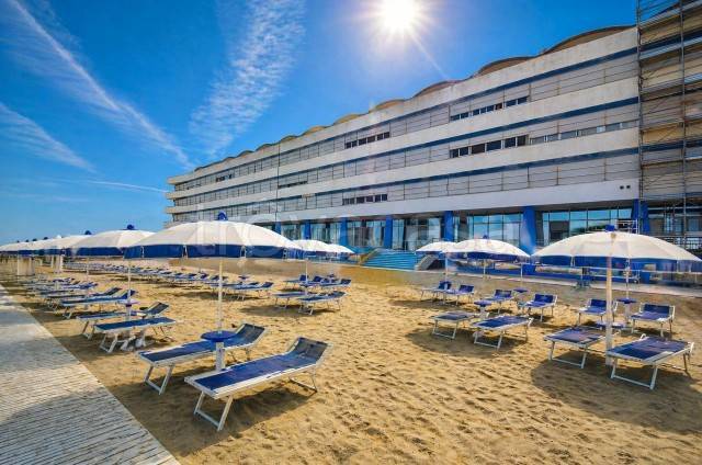 appartamento in vendita a Comacchio in zona Lido degli Scacchi