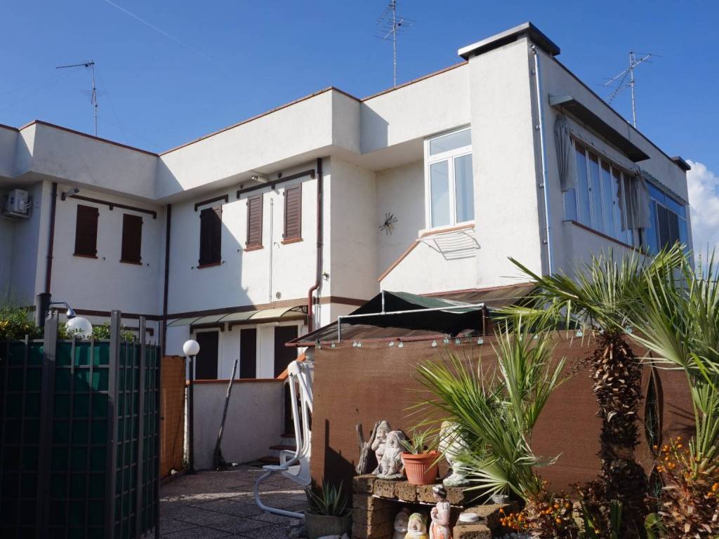 casa indipendente in vendita a Comacchio in zona Lido delle Nazioni