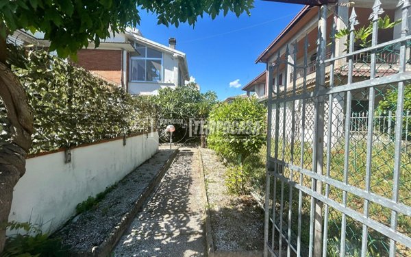 appartamento in vendita a Comacchio in zona Lido di Volano