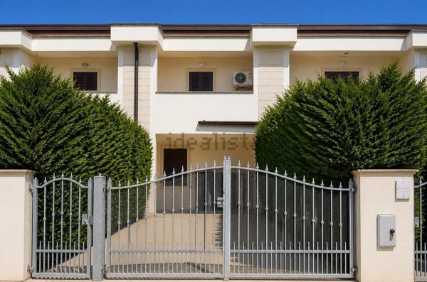 casa indipendente in vendita a Comacchio in zona San Giuseppe