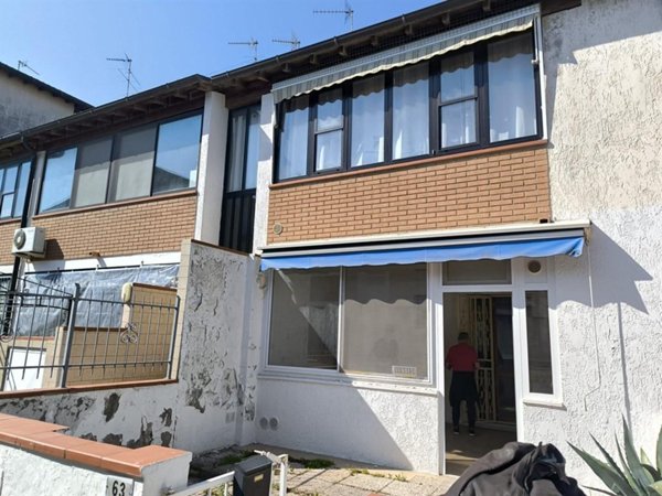 appartamento in vendita a Comacchio in zona Porto Garibaldi