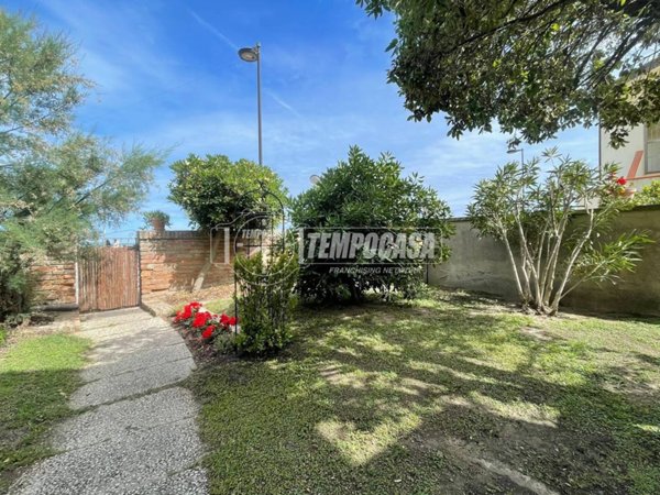 appartamento in vendita a Comacchio in zona Porto Garibaldi