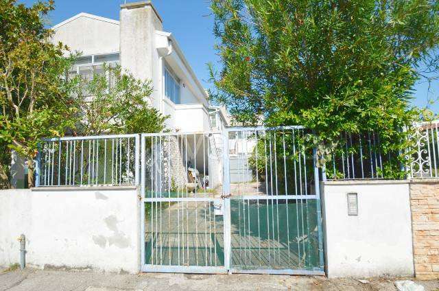 casa indipendente in vendita a Comacchio in zona Lido di Volano