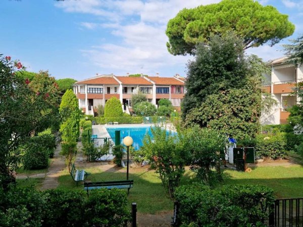 casa indipendente in vendita a Comacchio in zona Lido di Spina