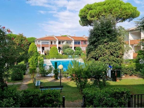 casa indipendente in vendita a Comacchio in zona Lido di Spina