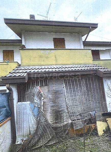 casa indipendente in vendita a Comacchio in zona San Giuseppe
