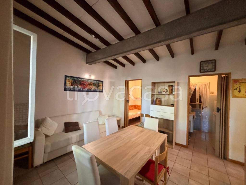 casa indipendente in vendita a Comacchio in zona Lido degli Estensi