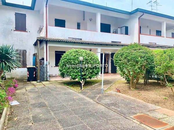 appartamento in vendita a Comacchio in zona Lido delle Nazioni