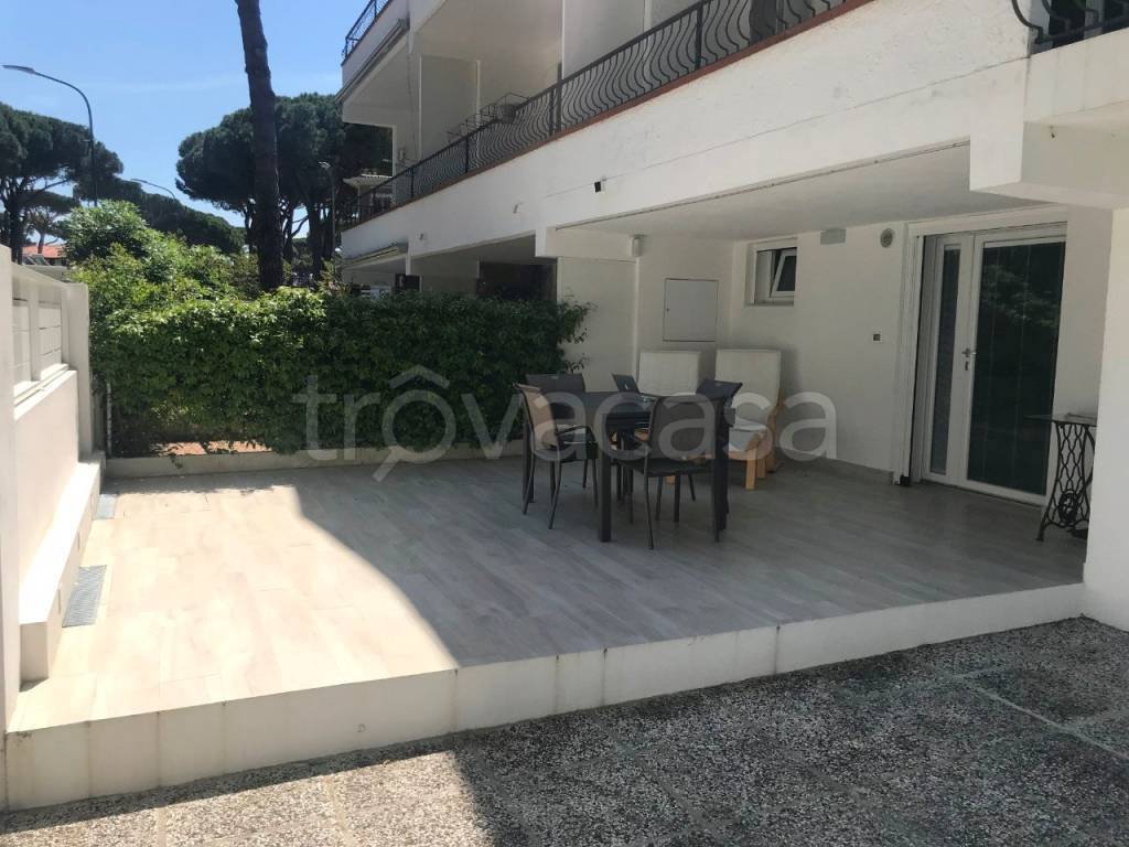 casa indipendente in vendita a Comacchio in zona Lido di Spina