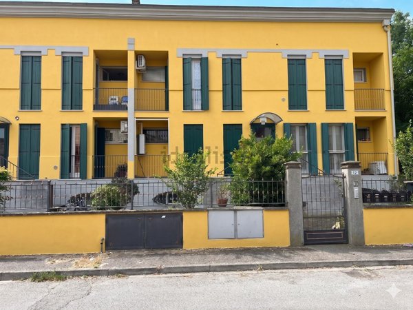 appartamento in vendita a Comacchio in zona Porto Garibaldi
