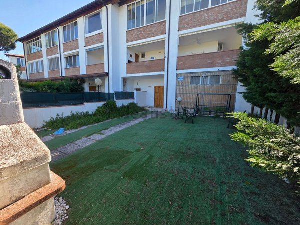 appartamento in vendita a Comacchio in zona Lido degli Estensi