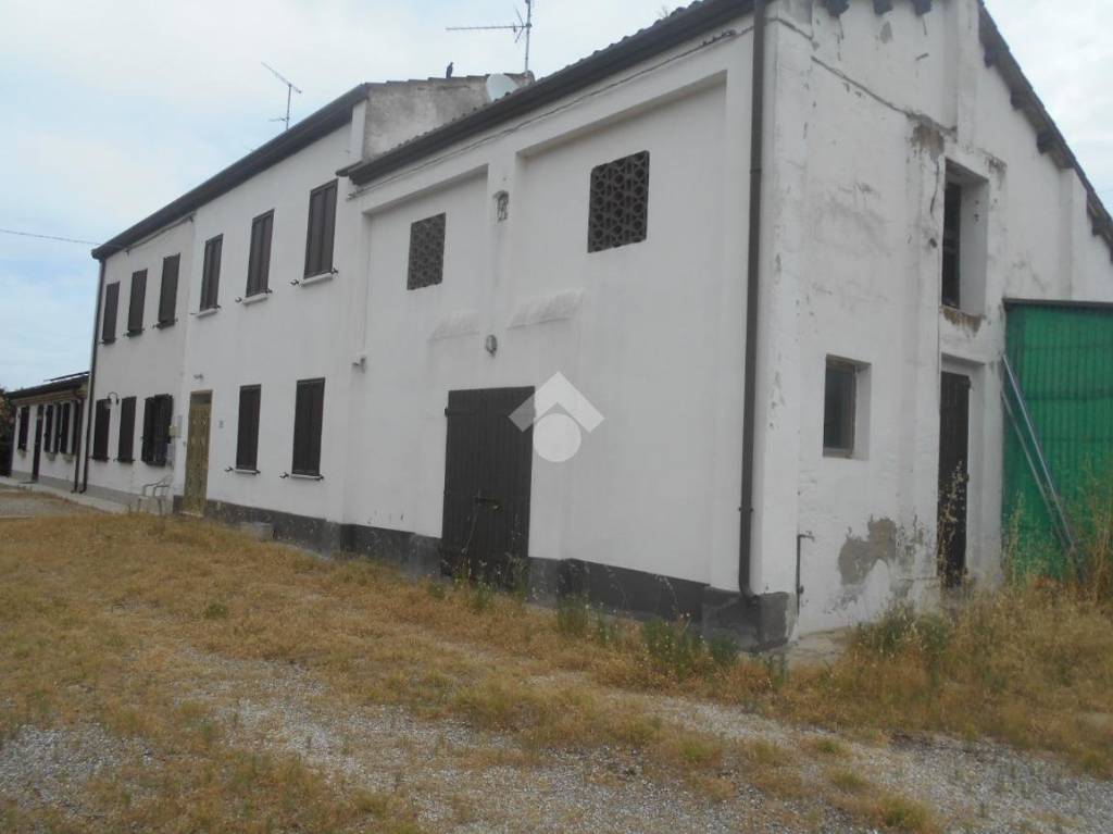 casa indipendente in vendita a Comacchio