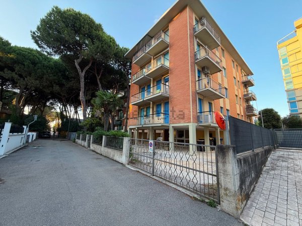 appartamento in vendita a Comacchio in zona Lido degli Estensi