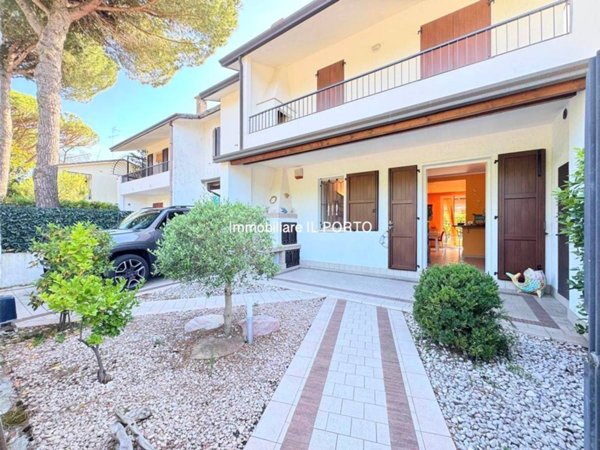 casa indipendente in vendita a Comacchio in zona Lido degli Estensi