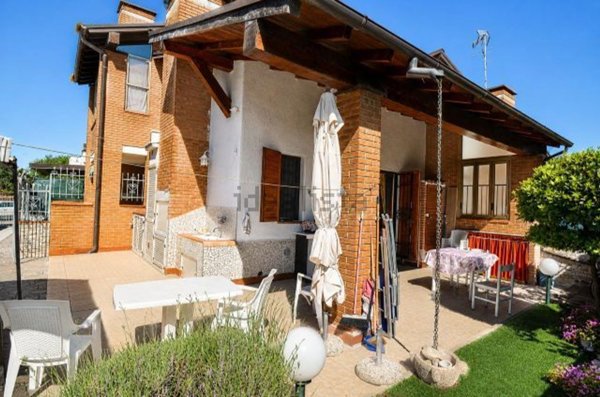 casa indipendente in vendita a Comacchio in zona Lido delle Nazioni