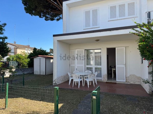 casa indipendente in vendita a Comacchio in zona Lido delle Nazioni