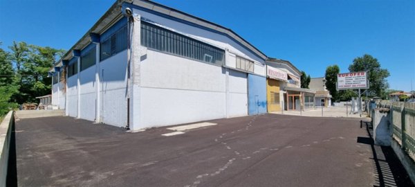 locale commerciale in vendita a Comacchio in zona San Giuseppe