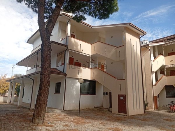appartamento in vendita a Comacchio in zona Lido degli Estensi