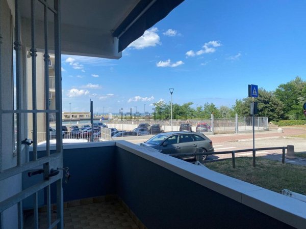 appartamento in vendita a Comacchio in zona Lido degli Estensi