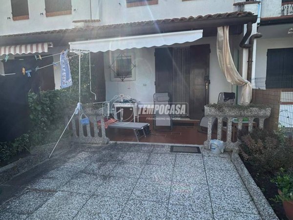 casa indipendente in vendita a Comacchio in zona Lido delle Nazioni