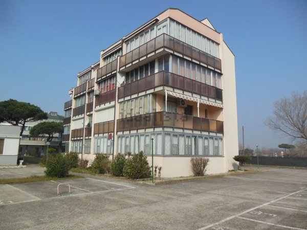 appartamento in vendita a Comacchio in zona Porto Garibaldi